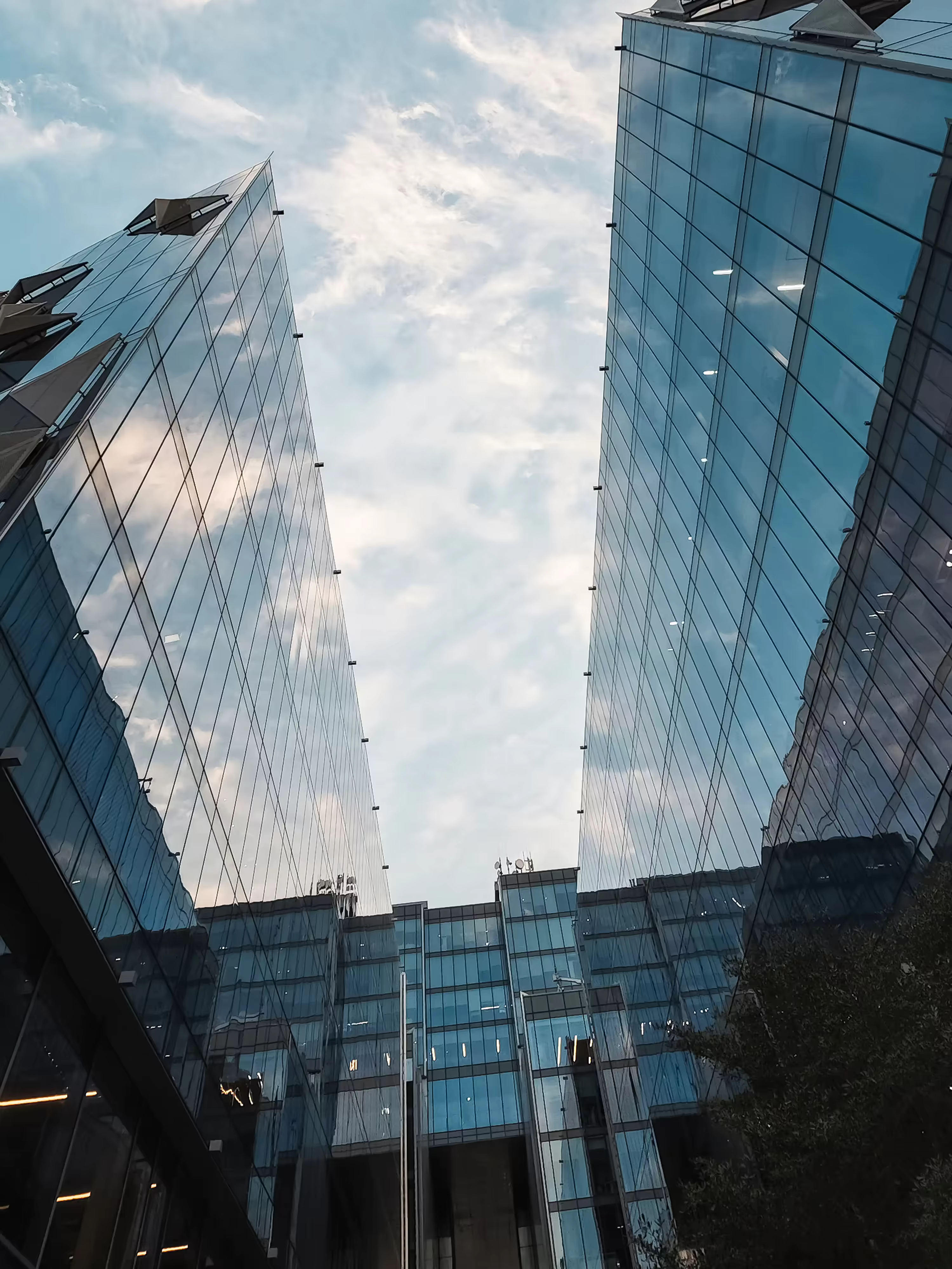 112° ultra-wide shot by bond II [p]